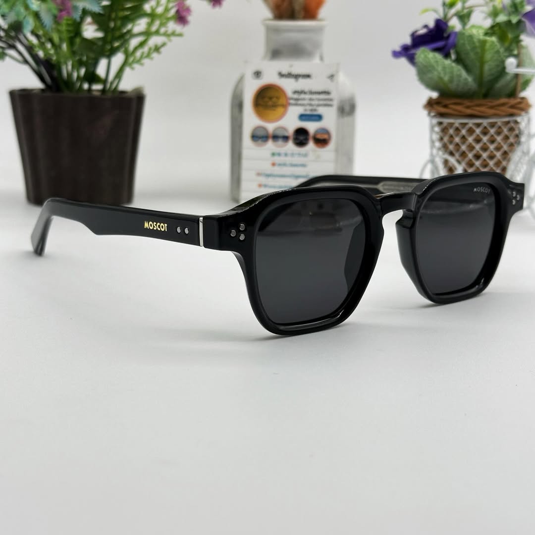 MOSCOT ELEGENT