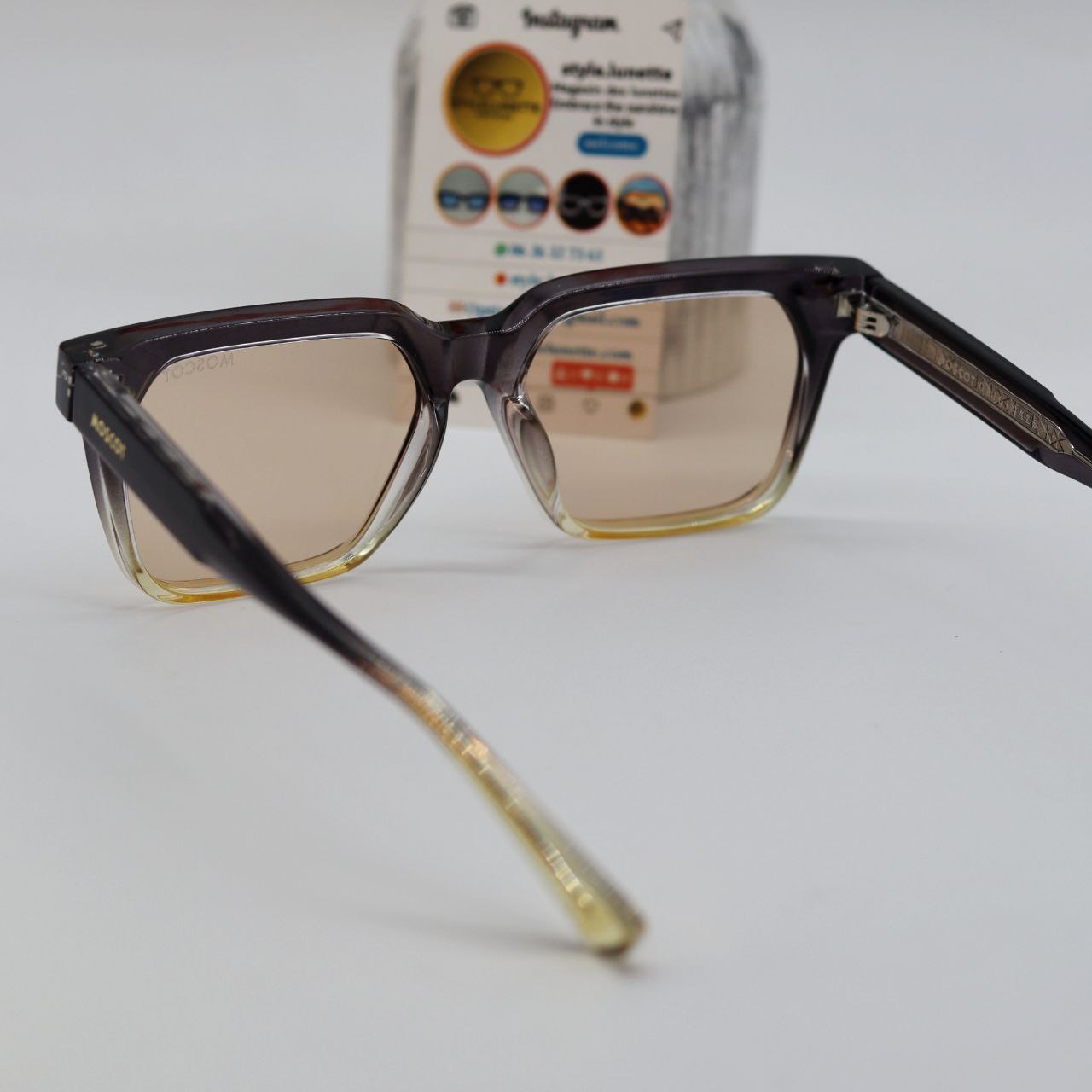 MOSCOT FOLKS