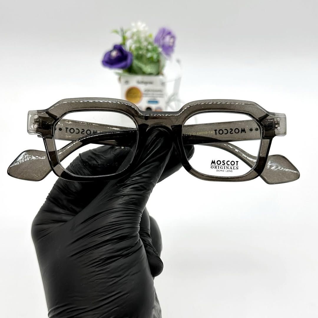 MOSCOT Camel