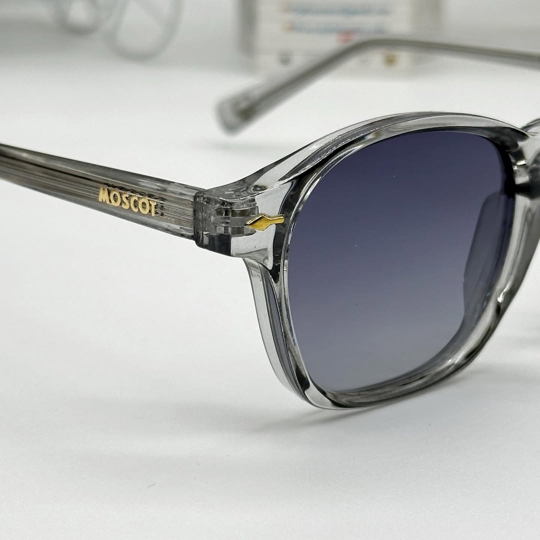 MOSCOT MARI 4