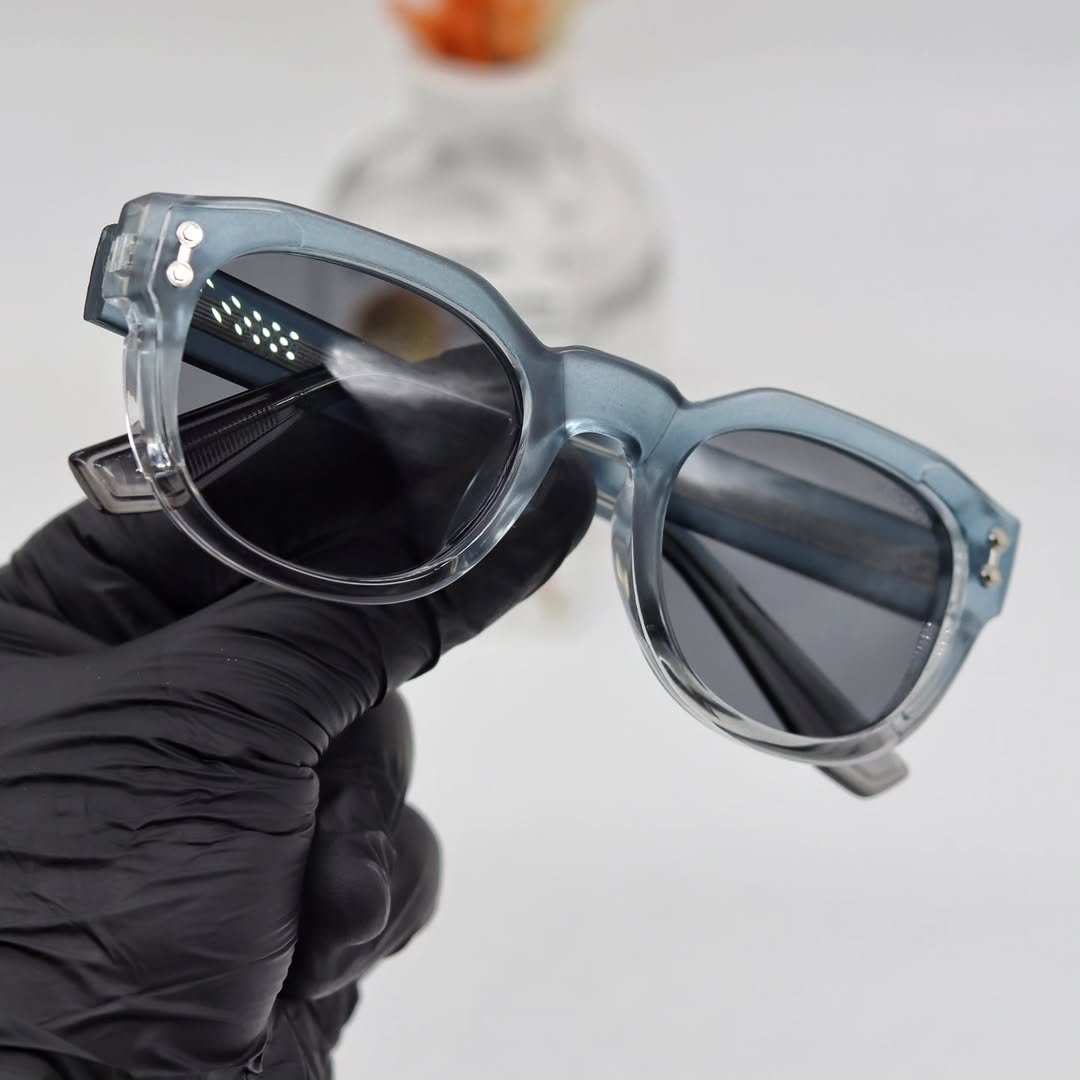 MOSCOT ROCK