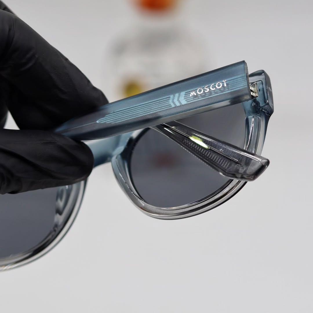 MOSCOT ROCK