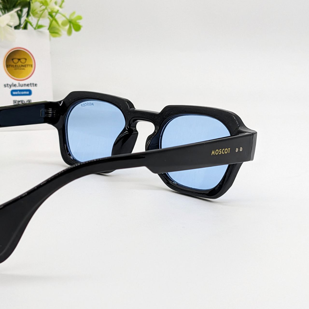 Moscot DOKS