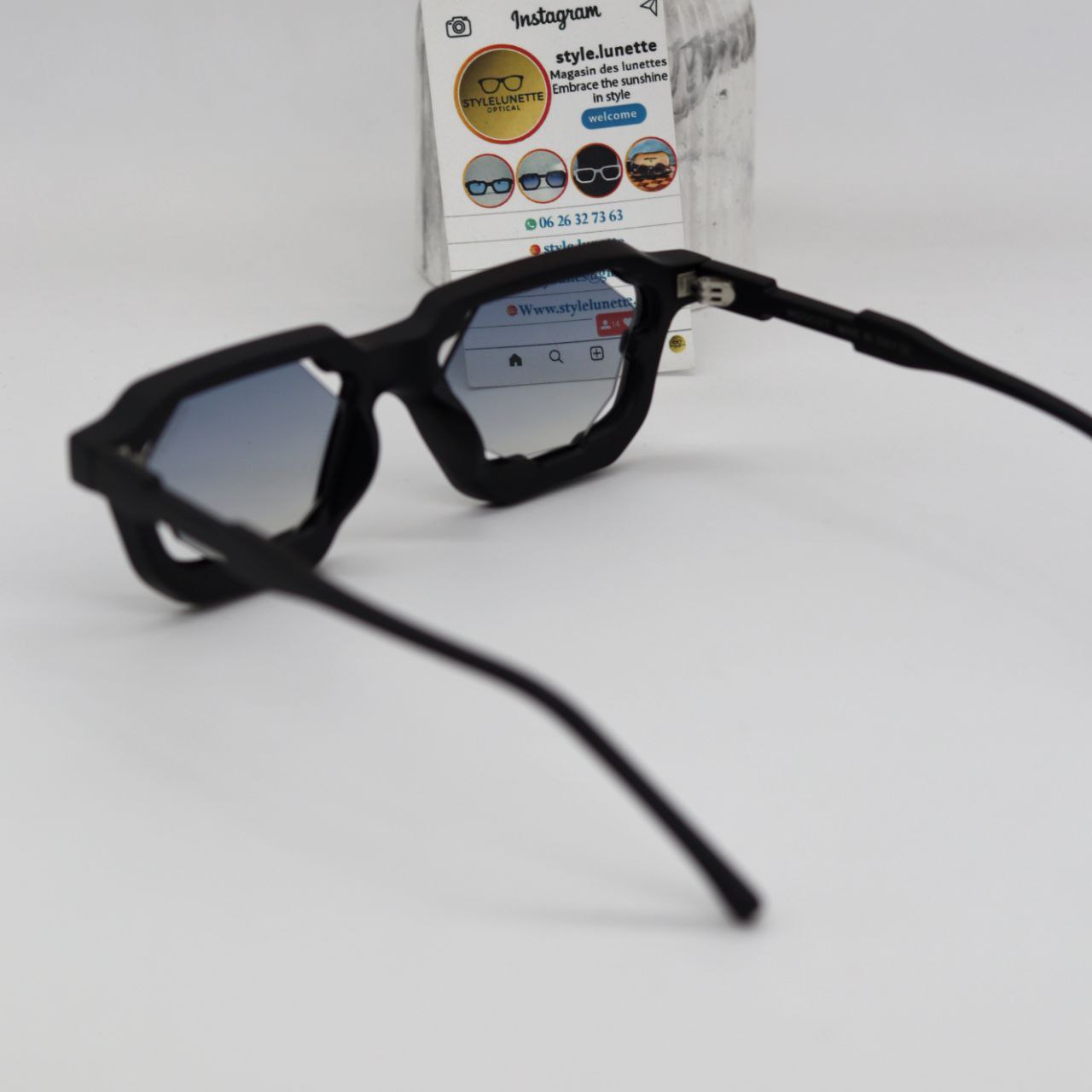 MOSCOT AQUI 5