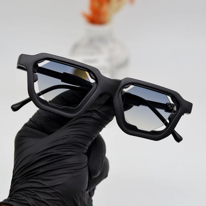 MOSCOT AQUI 5
