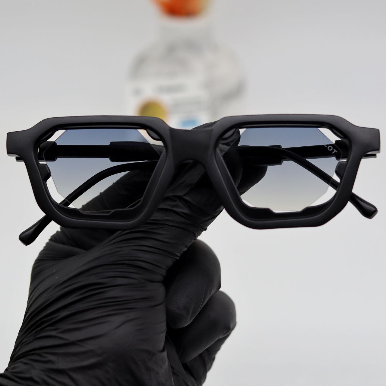 MOSCOT AQUI 5