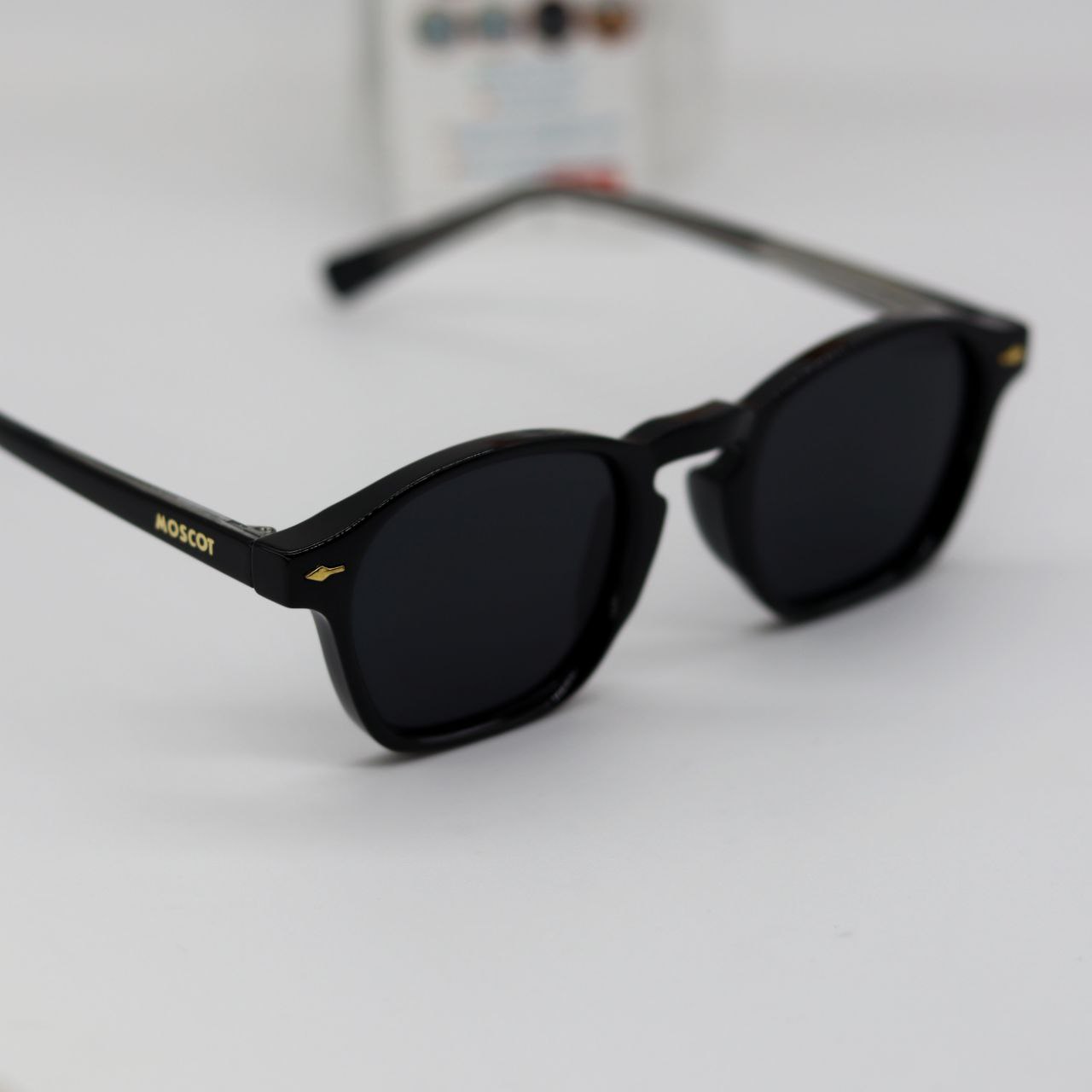 MOSCOT MARI 9