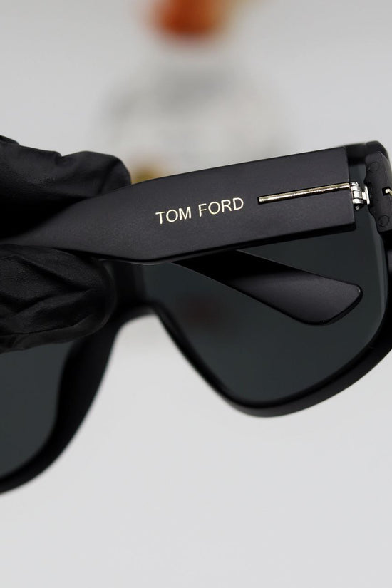 TOM FORD SHADOW