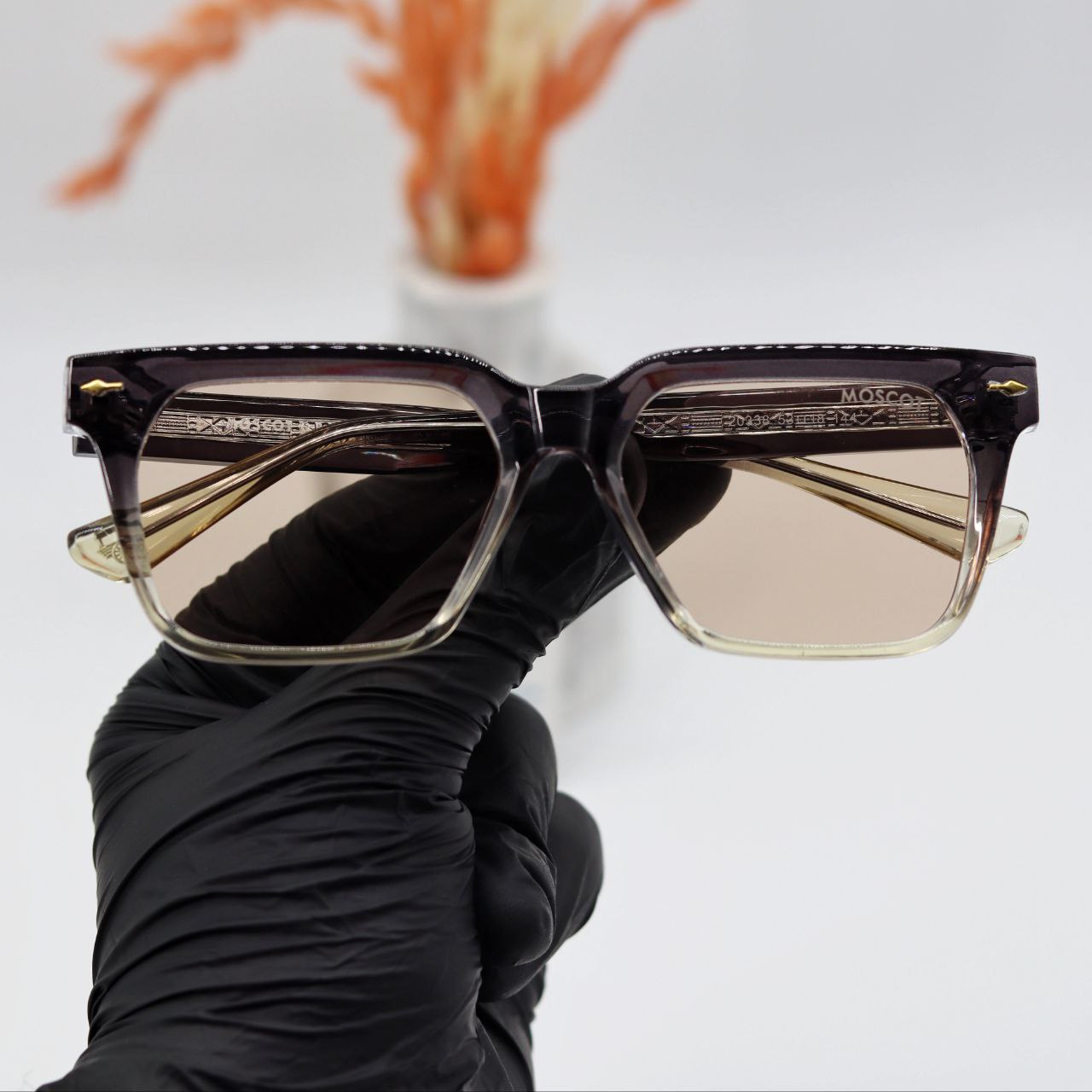 MOSCOT FOLKS