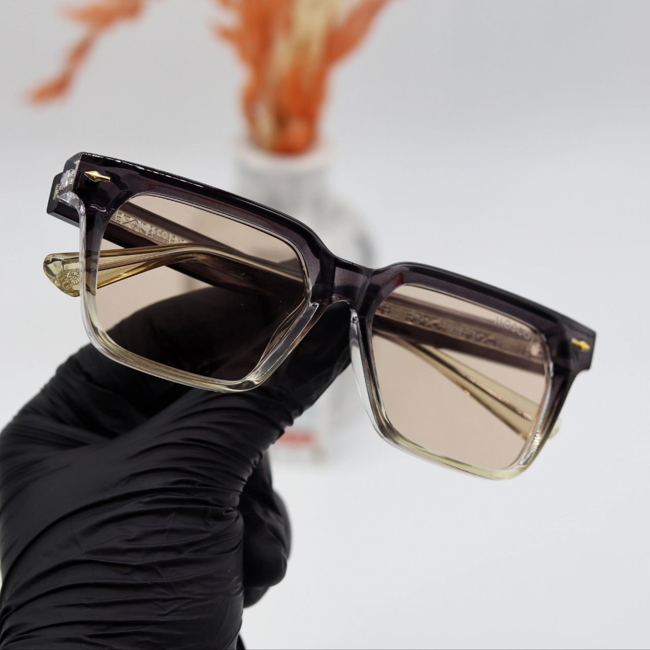 MOSCOT FOLKS