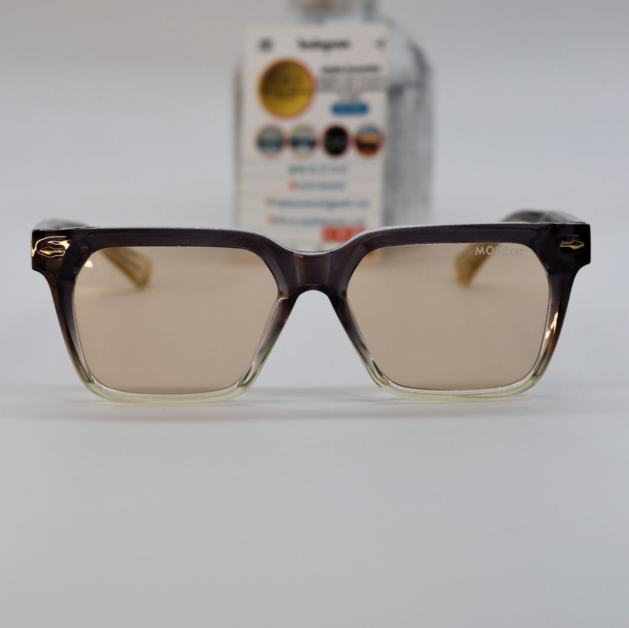 MOSCOT FOLKS